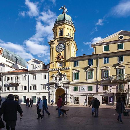 Gorgeous Apartment In Rijeka With House Sea View Kültér fotó