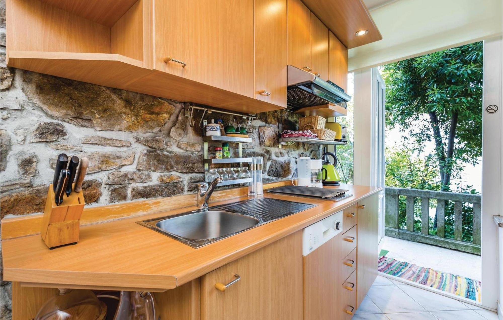 Gorgeous Apartment In Rijeka With House Sea View Kültér fotó